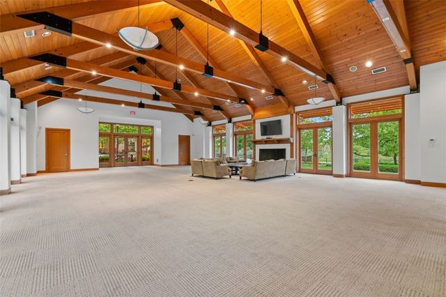 1310 Fairstead Ln, Squirrel Hill, PA 15217