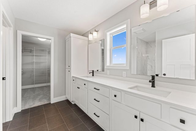 635 Parkside Court, Eagan, MN 55123