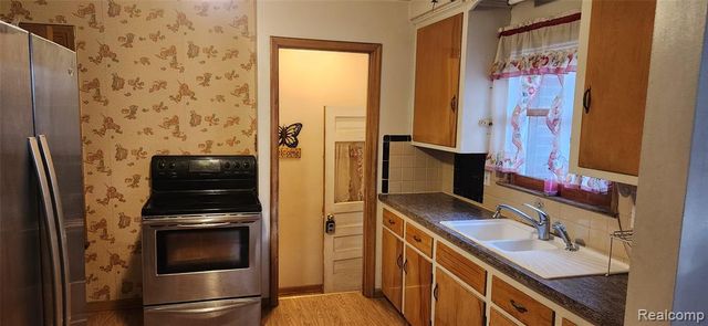 23466 Audrey Avenue, Warren, MI 48091