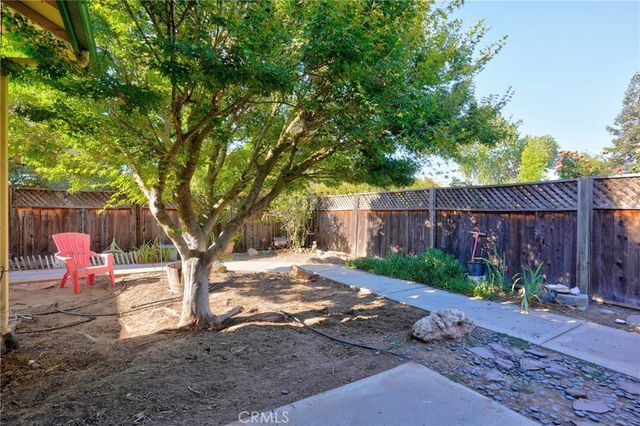 5696 Loma Real, Paso Robles, CA 93446