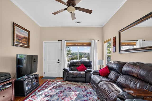 5696 Loma Real, Paso Robles, CA 93446