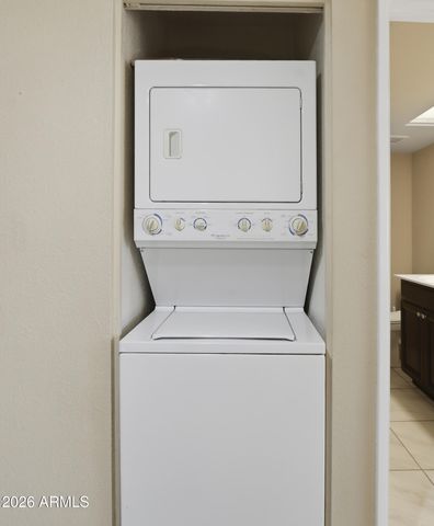 1832 N 52ND Street 104, Phoenix, AZ 85008