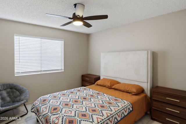 1832 N 52ND Street 104, Phoenix, AZ 85008