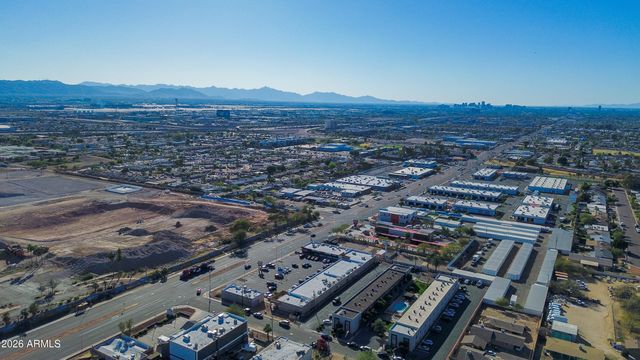 1832 N 52ND Street 104, Phoenix, AZ 85008