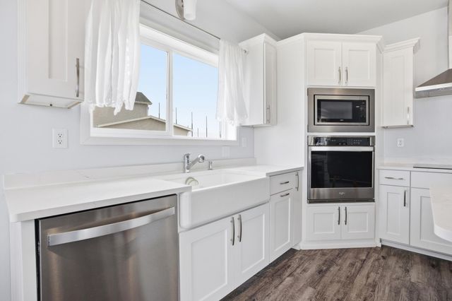 4756 34th Street S, Fargo, ND 58104