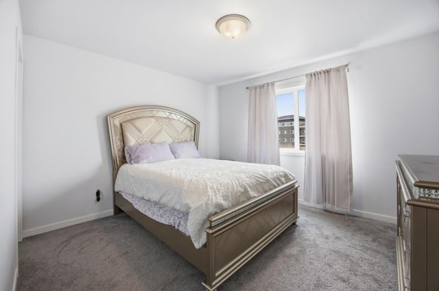 4756 34th Street S, Fargo, ND 58104