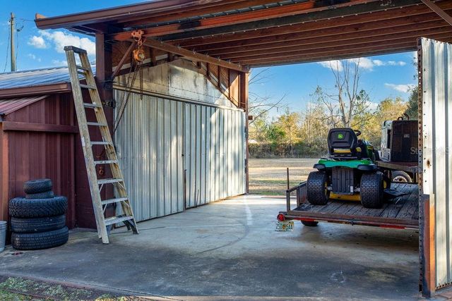 16064 SW COUNTY ROAD 235, Brooker, FL 32622