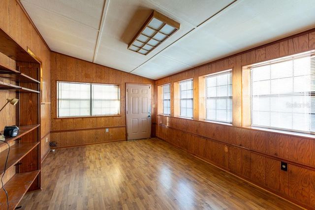 16064 SW COUNTY ROAD 235, Brooker, FL 32622