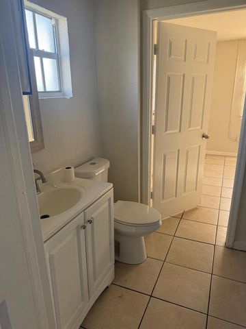 518 N 6th Street, Fort Pierce, FL 34950