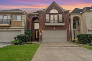 5351 Mcculloch Circle, Houston, TX 77056