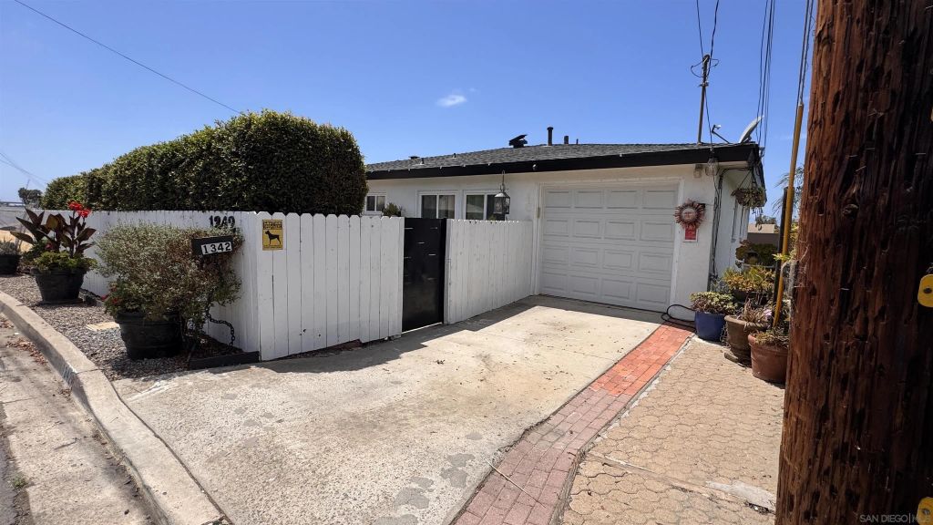 1342 Gertrude, San Diego, CA 92110