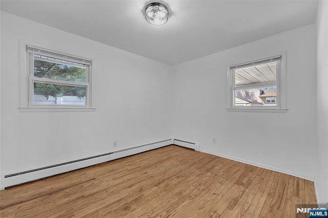 203 Snedeker Place, Northvale, NJ 07647