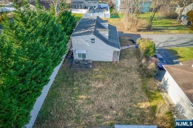 203 Snedeker Place, Northvale, NJ 07647