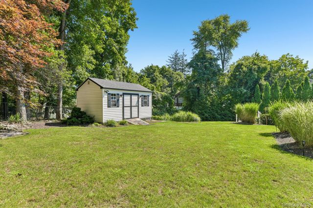 103 Harvard Avenue, Smithtown, NY 11787