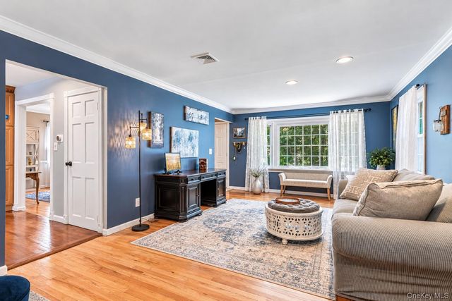 103 Harvard Avenue, Smithtown, NY 11787
