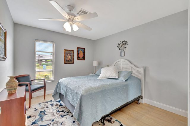 577 SW 24th Avenue, Boynton Beach, FL 33435