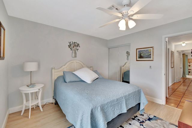 577 SW 24th Avenue, Boynton Beach, FL 33435