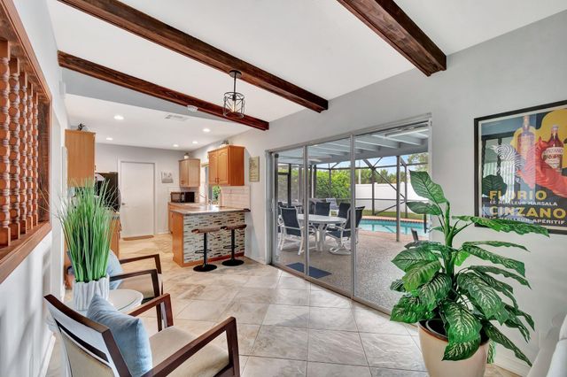 577 SW 24th Avenue, Boynton Beach, FL 33435