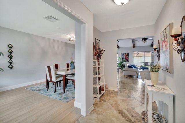 577 SW 24th Avenue, Boynton Beach, FL 33435