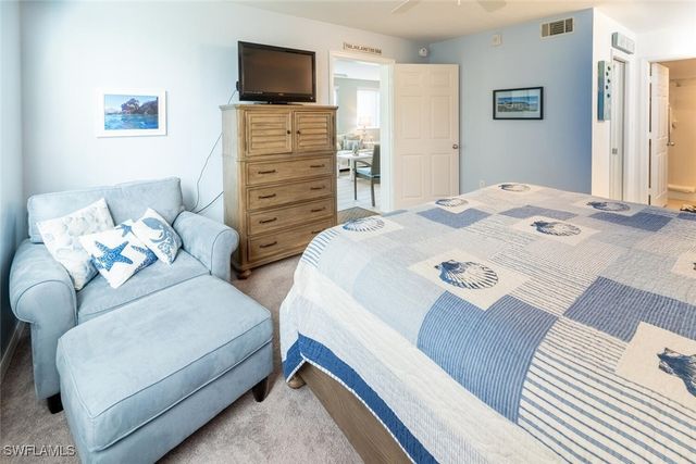 270 Naples Cove DR 3506, Naples, FL 34110