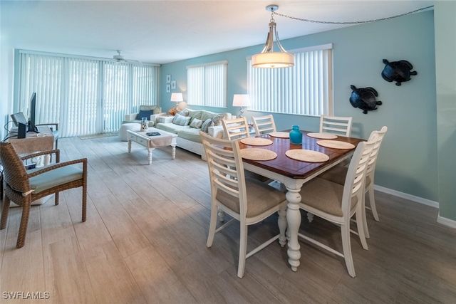 270 Naples Cove DR 3506, Naples, FL 34110