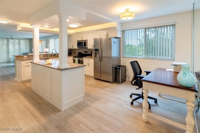 270 Naples Cove DR 3506, Naples, FL 34110