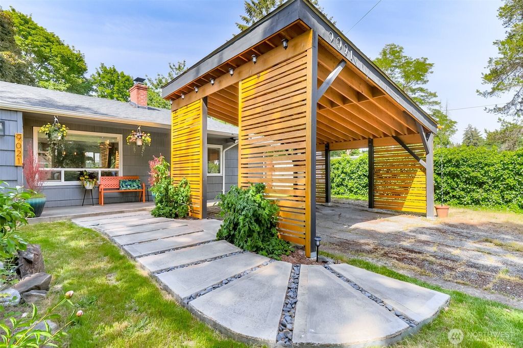 9021 Dolly Madison Street SW, Lakewood, WA 98498