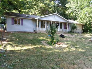 16678 Conrad Road, Brighton, IL 62012