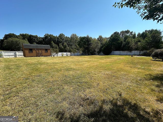 130 Hamilton Lake Drive, Lagrange, GA 30241