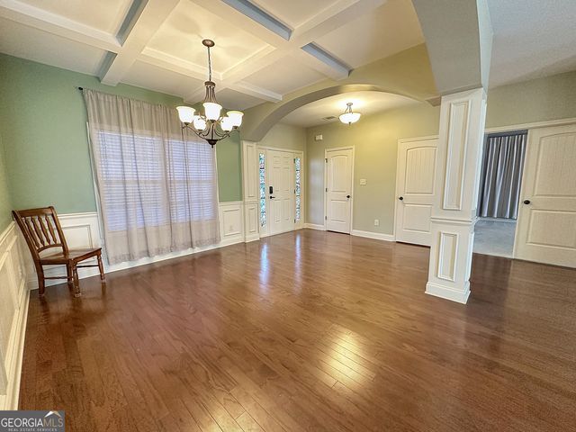 130 Hamilton Lake Drive, Lagrange, GA 30241