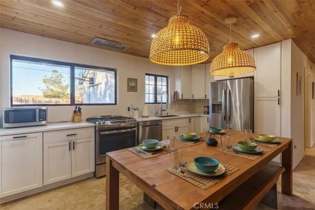 61680 Valley View Drive, Joshua Tree, CA 92252