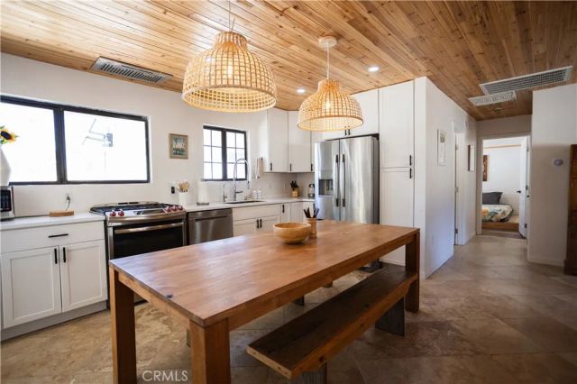 61680 Valley View Drive, Joshua Tree, CA 92252