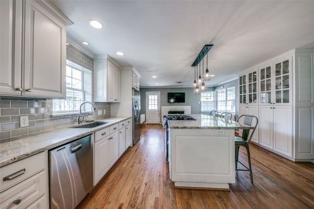 6145 Monticello Avenue, Dallas, TX 75214