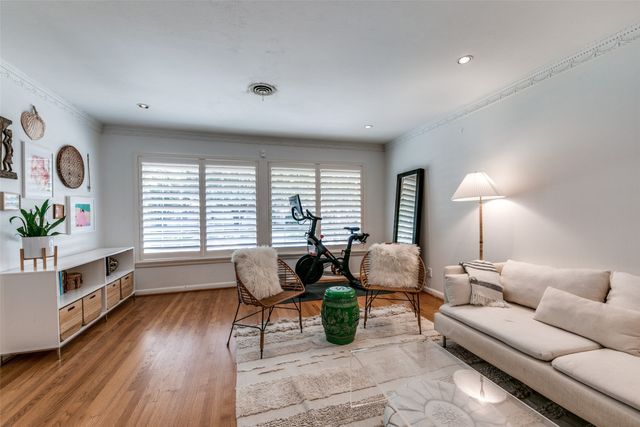 6145 Monticello Avenue, Dallas, TX 75214