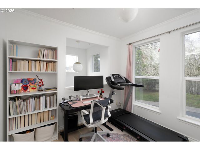 10253 Nw WILSHIRE Ln, Portland, OR 97229