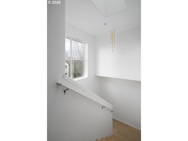 10253 Nw WILSHIRE Ln, Portland, OR 97229