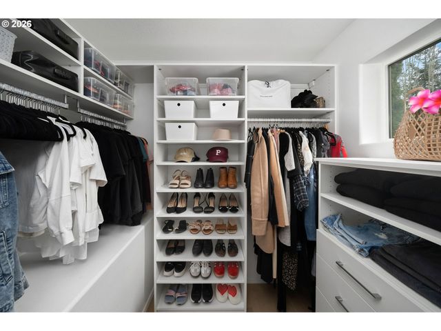 10253 Nw WILSHIRE Ln, Portland, OR 97229