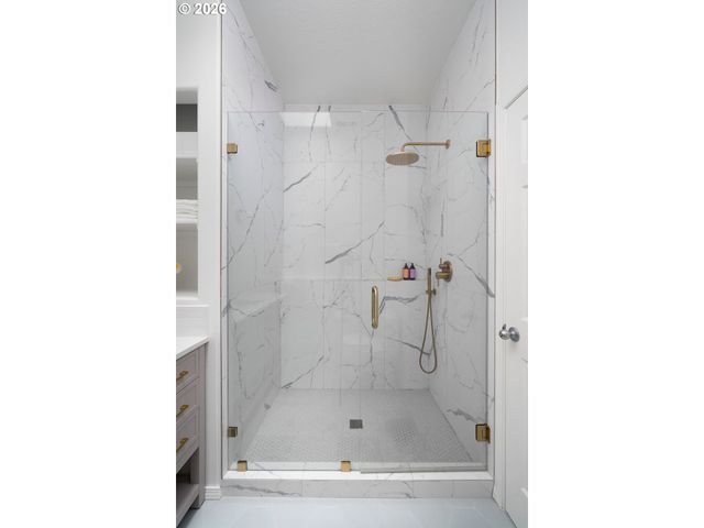 10253 Nw WILSHIRE Ln, Portland, OR 97229