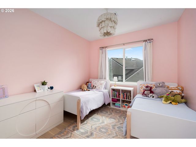 10253 Nw WILSHIRE Ln, Portland, OR 97229