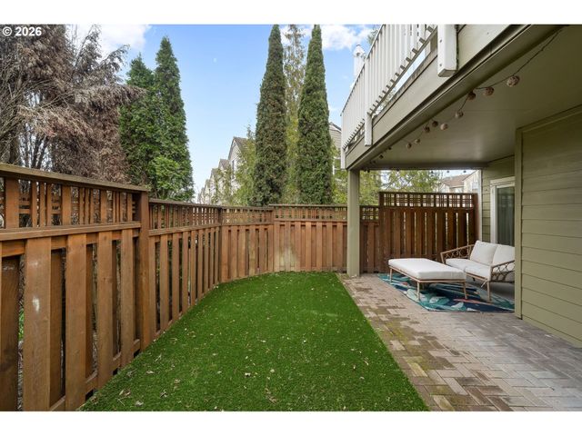 10253 Nw WILSHIRE Ln, Portland, OR 97229