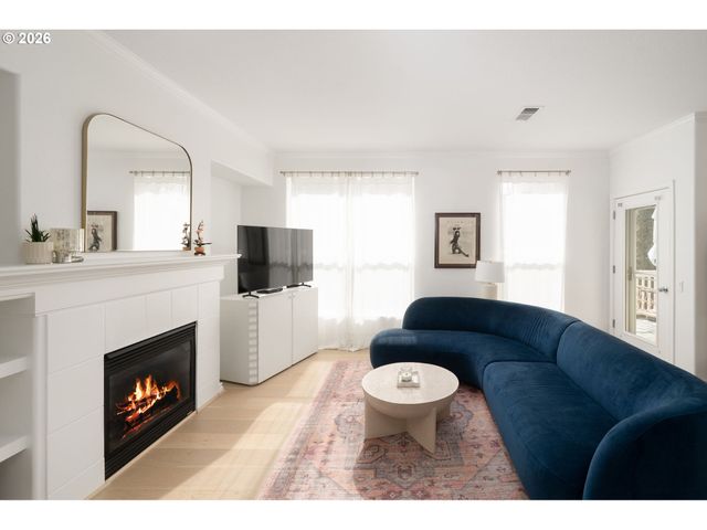 10253 Nw WILSHIRE Ln, Portland, OR 97229