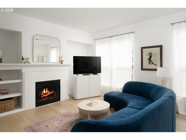 10253 Nw WILSHIRE Ln, Portland, OR 97229