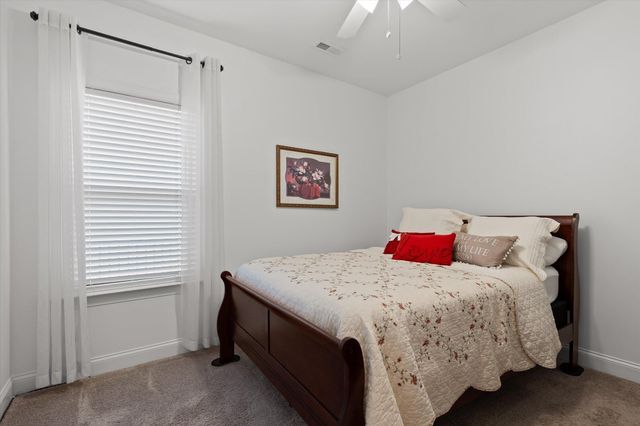 8242 Roy Lane, Ooltewah, TN 37363