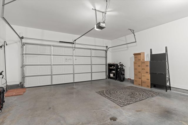 8242 Roy Lane, Ooltewah, TN 37363