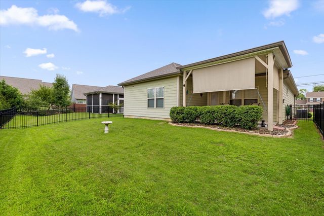 8242 Roy Lane, Ooltewah, TN 37363