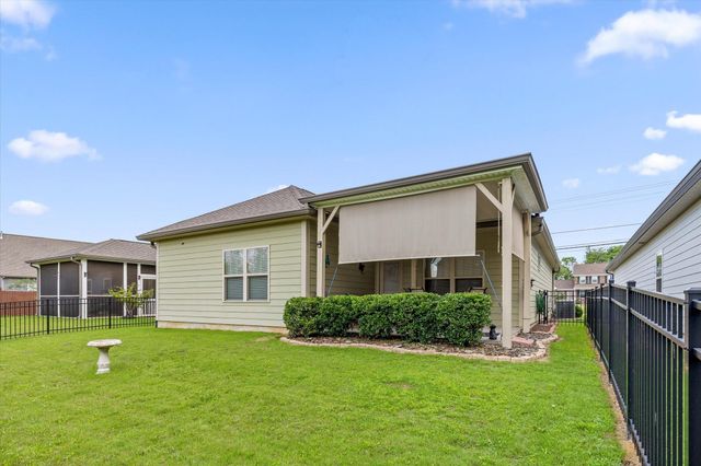 8242 Roy Lane, Ooltewah, TN 37363