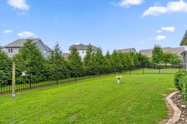 8242 Roy Lane, Ooltewah, TN 37363