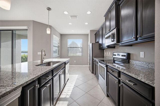 4905 WANDERING WAY, Wesley Chapel, FL 33544