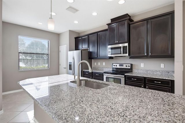 4905 WANDERING WAY, Wesley Chapel, FL 33544