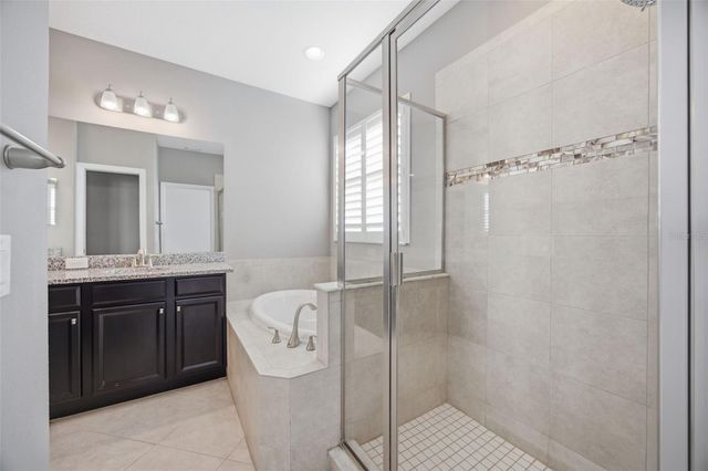 4905 WANDERING WAY, Wesley Chapel, FL 33544